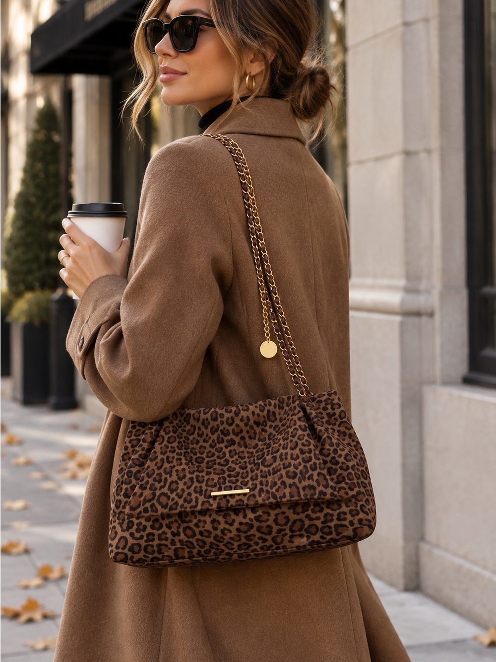 Leopard Print Chain-Handle Shoulder Bag in Brown